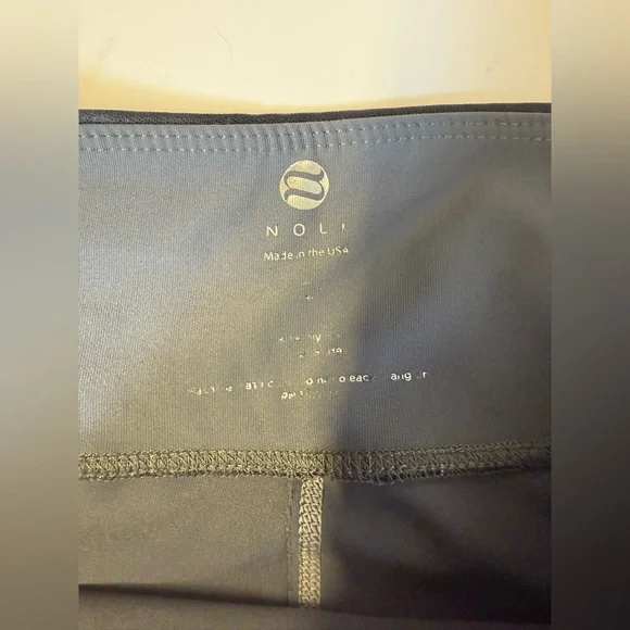 Noli Black & Gray Camo Leggings Estimated size medium - Picture 3 of 10